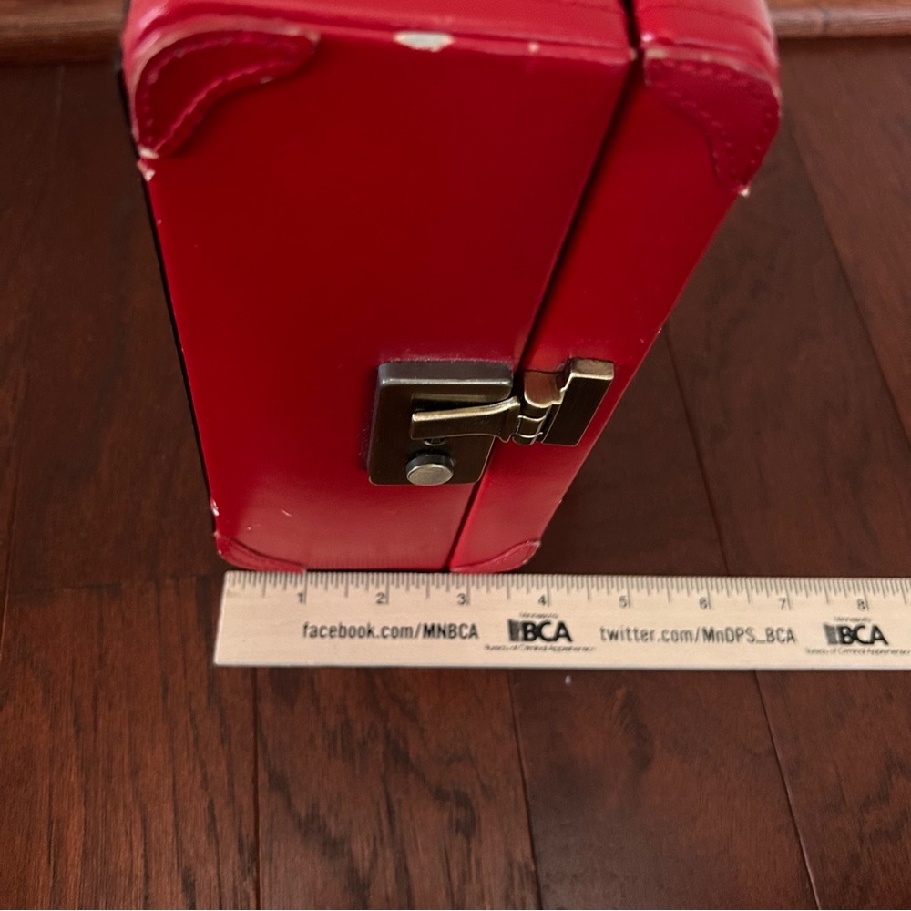 Red Lockable Jewelry Box w/ Mirror Travel Case Insert Key & Velvet Compartments - Picture 8 of 15